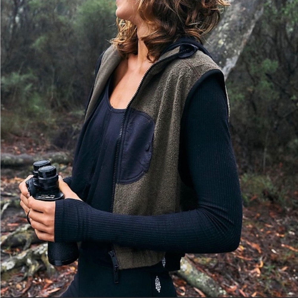Free People Cropped Base Camp Sherpa Vest XS